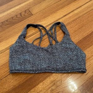 Lululemon sports bra in size 8